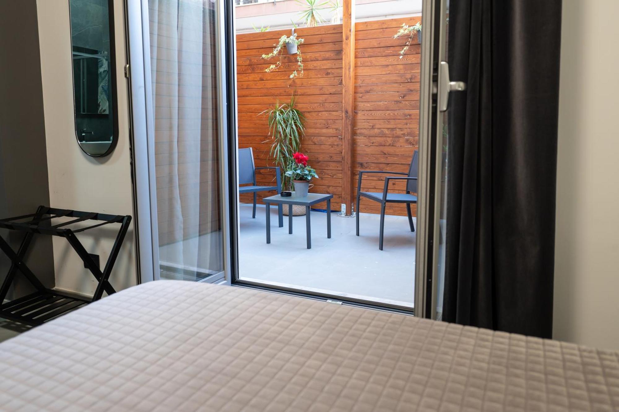 Mia Rooms B&B มิลาซโซ ภายนอก รูปภาพ