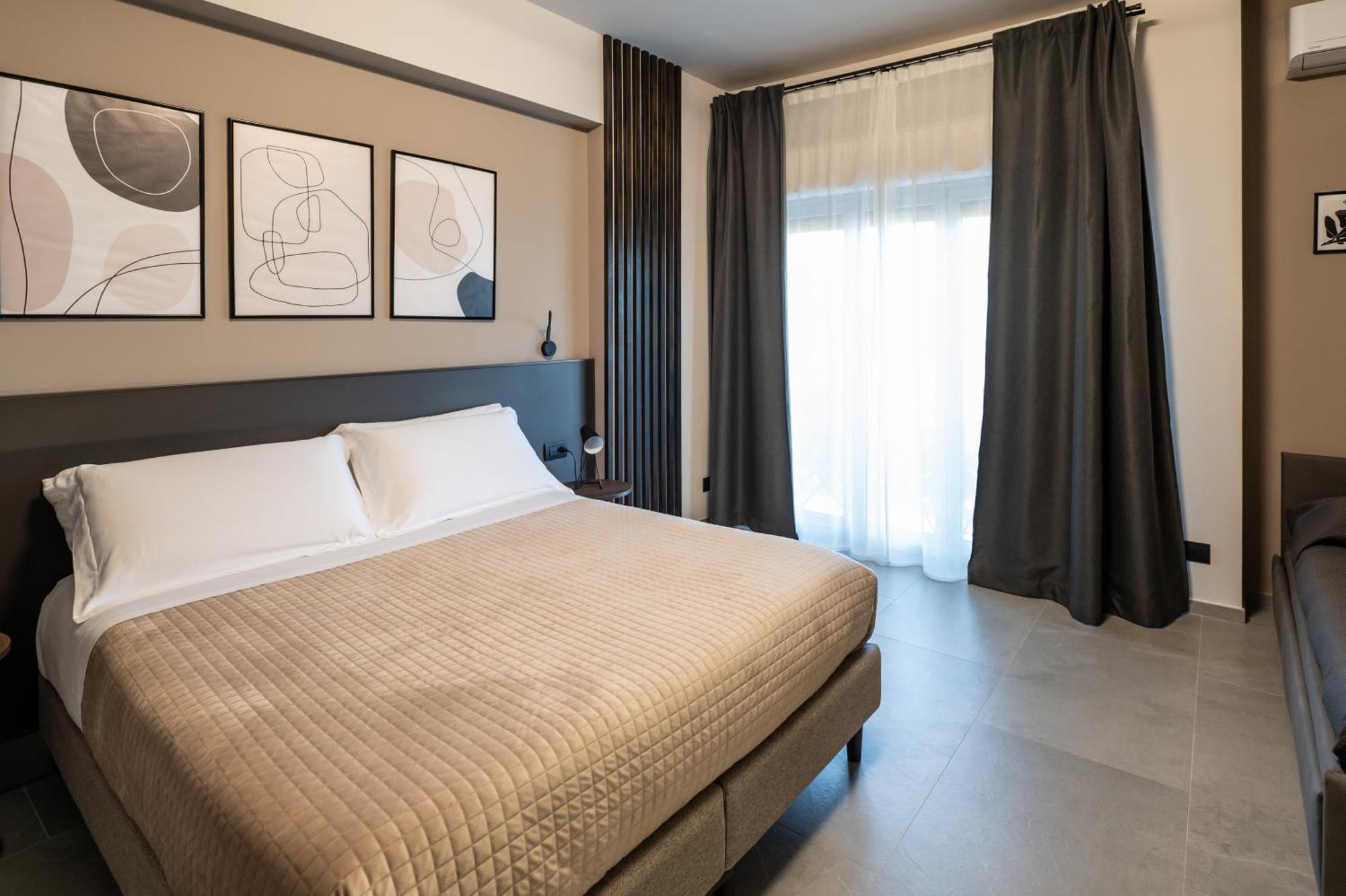 Mia Rooms B&B มิลาซโซ ภายนอก รูปภาพ
