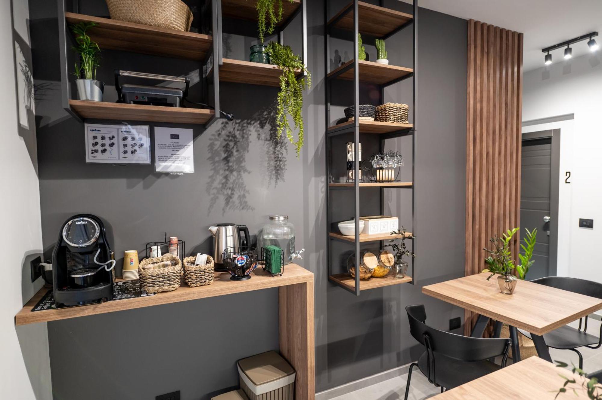Mia Rooms B&B มิลาซโซ ภายนอก รูปภาพ