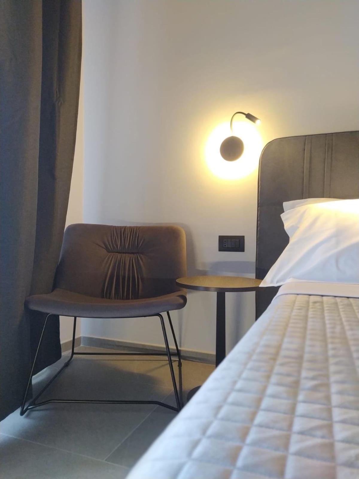 Mia Rooms B&B มิลาซโซ ภายนอก รูปภาพ